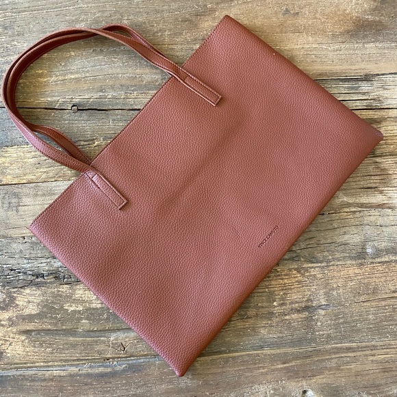 Vince Camuto handbag - Picture 3 of 7